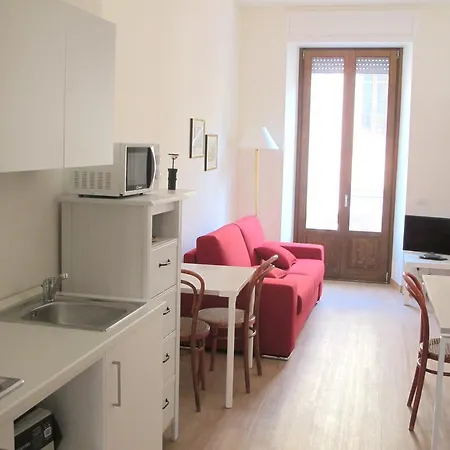 Marco Aurelio Apartment *